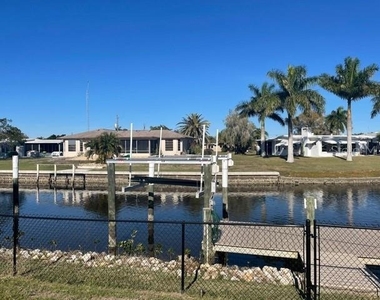 21088 Edgewater Drive - Photo Thumbnail 15