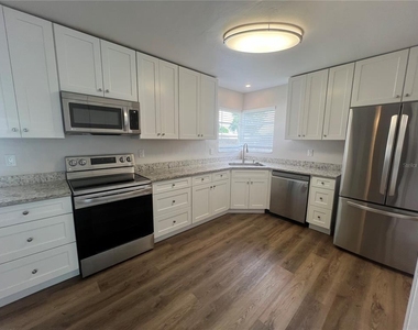 2377 Starlite Lane - Photo Thumbnail 6