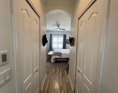 24401 Manchester Trail - Photo Thumbnail 15