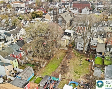1113 Ferry Street - Photo Thumbnail 12