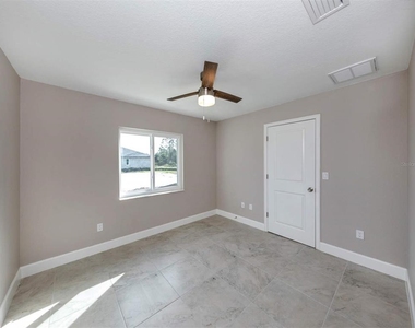 125 Boundary Boulevard - Photo Thumbnail 3