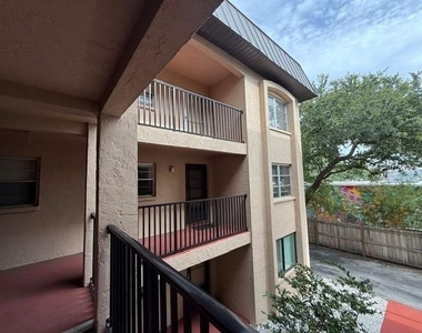 3700 S Osprey Avenue - Photo Thumbnail 1