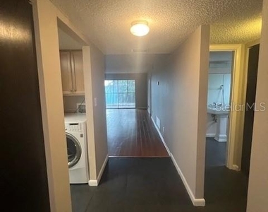 3700 S Osprey Avenue - Photo Thumbnail 12