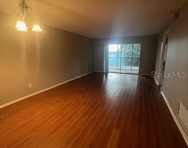 3700 S Osprey Avenue - Photo Thumbnail 6