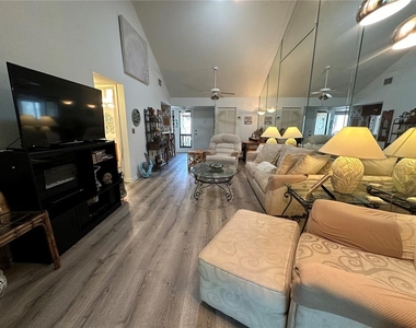 1647 Brookhouse Court - Photo Thumbnail 6
