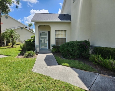 6330 Green Oak Circle - Photo Thumbnail 1