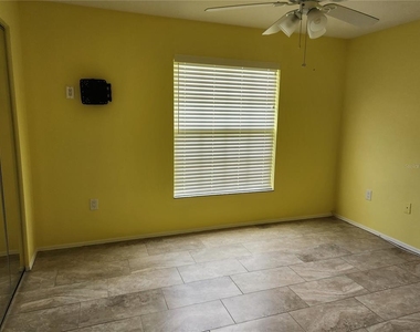 6330 Green Oak Circle - Photo Thumbnail 13