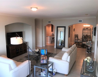 808 3rd Avenue W - Photo Thumbnail 3