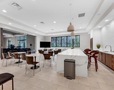 3031 Quail Hollow - Photo Thumbnail 41