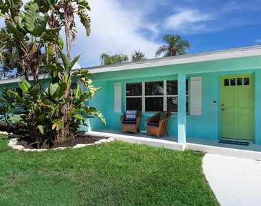 3049 Wood Street - Photo Thumbnail 2