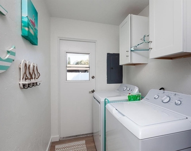 3049 Wood Street - Photo Thumbnail 29