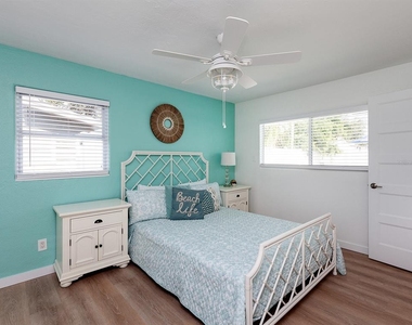 3049 Wood Street - Photo Thumbnail 24