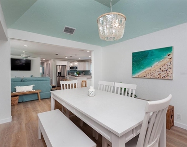 3049 Wood Street - Photo Thumbnail 14