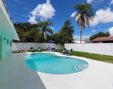 3049 Wood Street - Photo Thumbnail 19