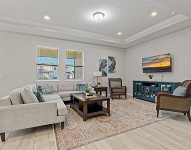 4604 Tobermory Way - Photo Thumbnail 7