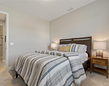 4604 Tobermory Way - Photo Thumbnail 39