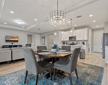 4604 Tobermory Way - Photo Thumbnail 18