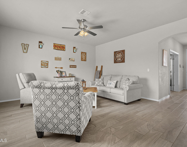 956 Clapham Street - Photo Thumbnail 23