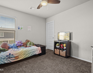956 Clapham Street - Photo Thumbnail 15