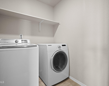 956 Clapham Street - Photo Thumbnail 9