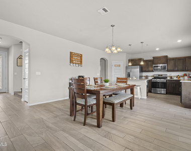 956 Clapham Street - Photo Thumbnail 25