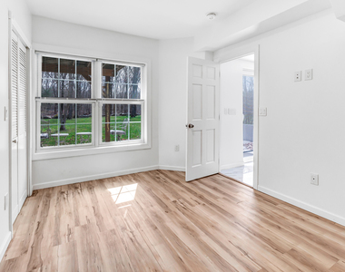 1620 Peters Lane - Photo Thumbnail 13