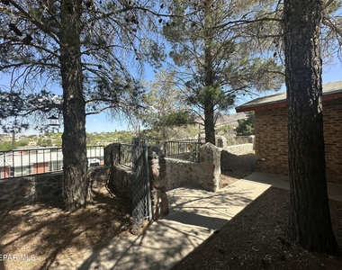 504 E University Avenue - Photo Thumbnail 22
