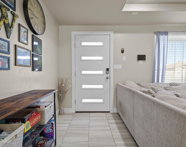 14724 Mountain Breeze Avenue - Photo Thumbnail 4