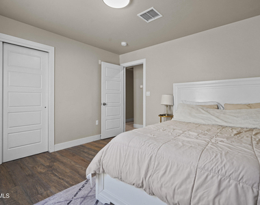14724 Mountain Breeze Avenue - Photo Thumbnail 20