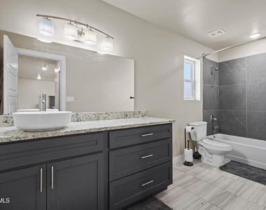 14724 Mountain Breeze Avenue - Photo Thumbnail 25
