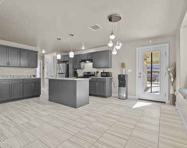 14724 Mountain Breeze Avenue - Photo Thumbnail 9