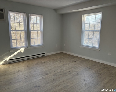82 Longview Street - Photo Thumbnail 11