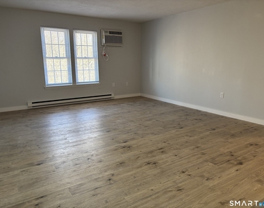 82 Longview Street - Photo Thumbnail 8