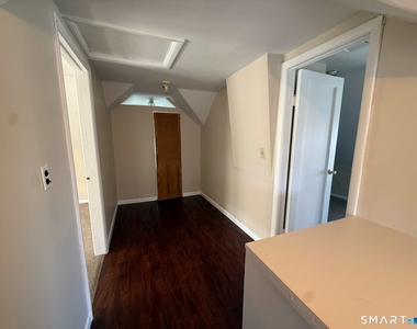 134 Woodward Avenue - Photo Thumbnail 12