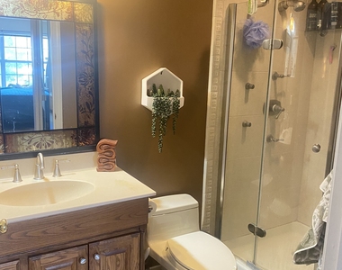 3 Forest Glen Circle - Photo Thumbnail 2