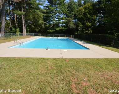 5 Grandview Drive - Photo Thumbnail 17