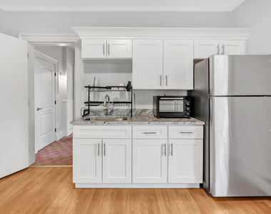 292 Coram Avenue - Photo Thumbnail 1