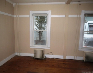 13 Wilcox Street - Photo Thumbnail 10