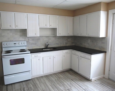13 Wilcox Street - Photo Thumbnail 12
