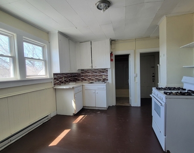 120 North Street - Photo Thumbnail 5