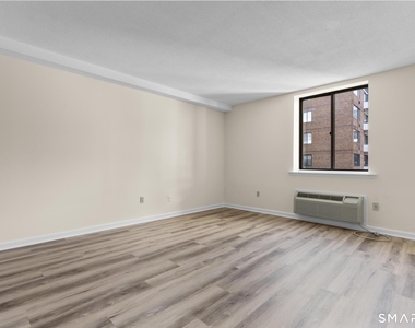 1460 Elm Street - Photo Thumbnail 22