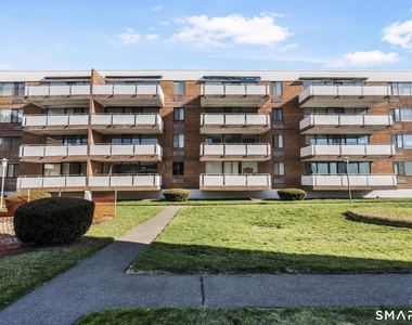 1460 Elm Street - Photo Thumbnail 28