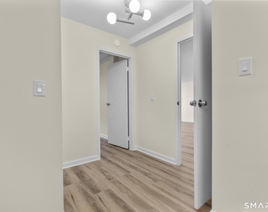 1460 Elm Street - Photo Thumbnail 21