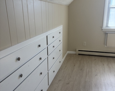 123 Longview Avenue - Photo Thumbnail 13
