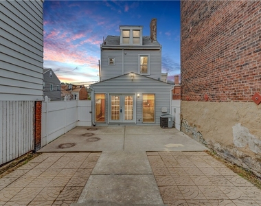 5264 Dresden Way - Photo Thumbnail 15