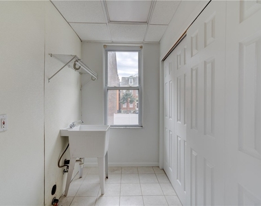5264 Dresden Way - Photo Thumbnail 6