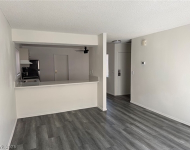 5206 Golden Lane - Photo Thumbnail 6