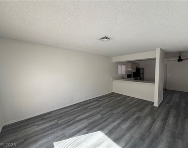 5206 Golden Lane - Photo Thumbnail 4