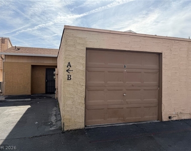 5206 Golden Lane - Photo Thumbnail 1