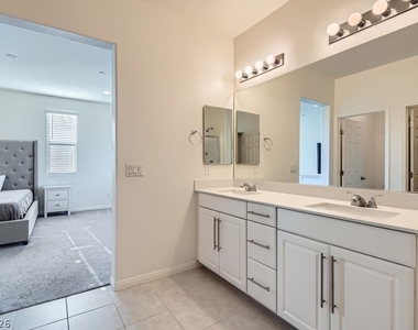 348 Badinerie Street - Photo Thumbnail 16